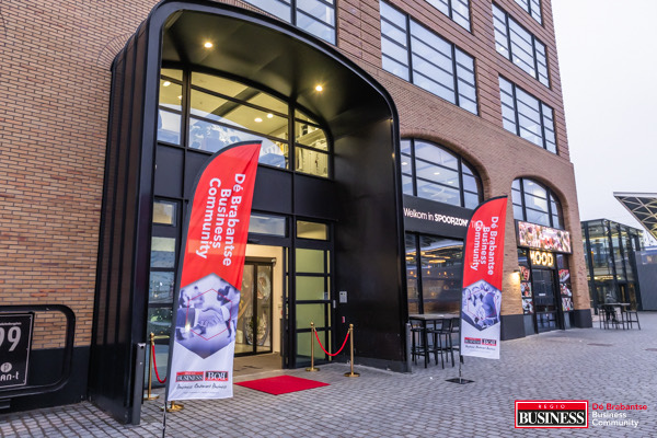 Eventlocatie met banners van de Brabantse Business Community